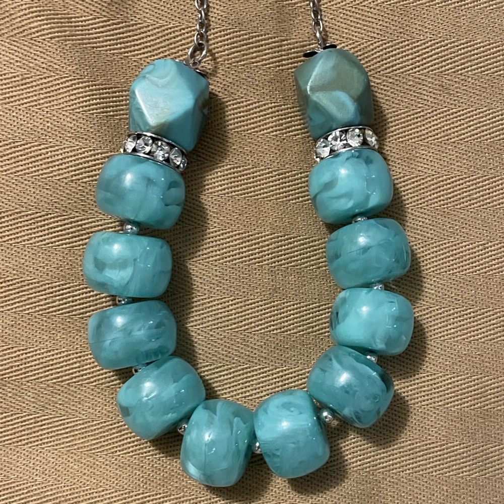 Turquoise and rhinestones silver necklace NWT